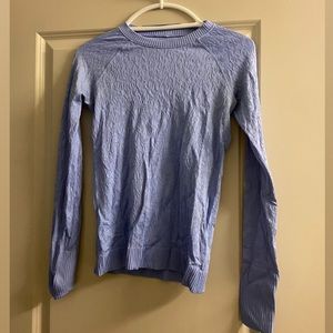 Lululemon top